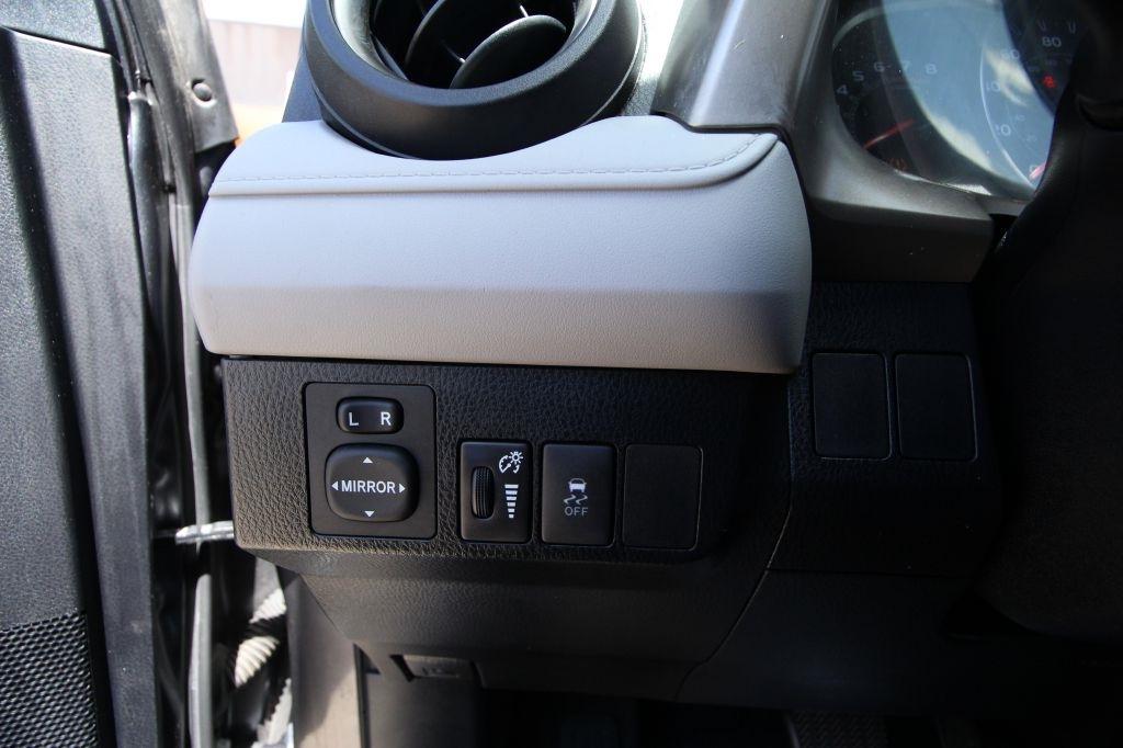 Toyota RAV4 LE FWD 2013