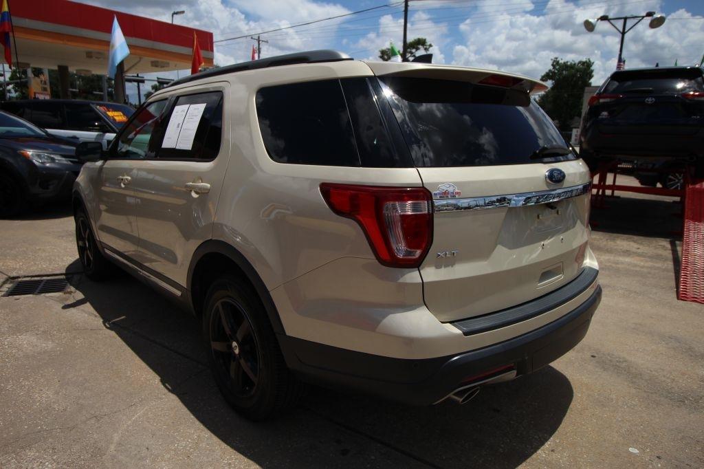 Ford Explorer XLT FWD 2018