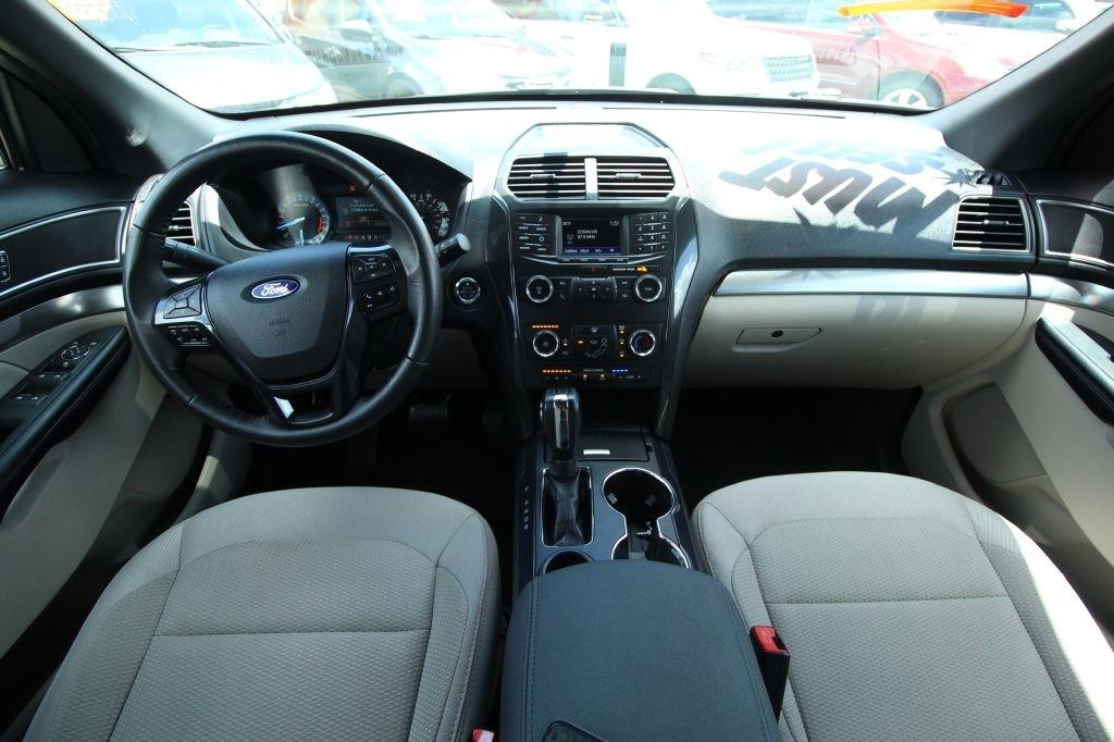 Ford Explorer XLT FWD 2018