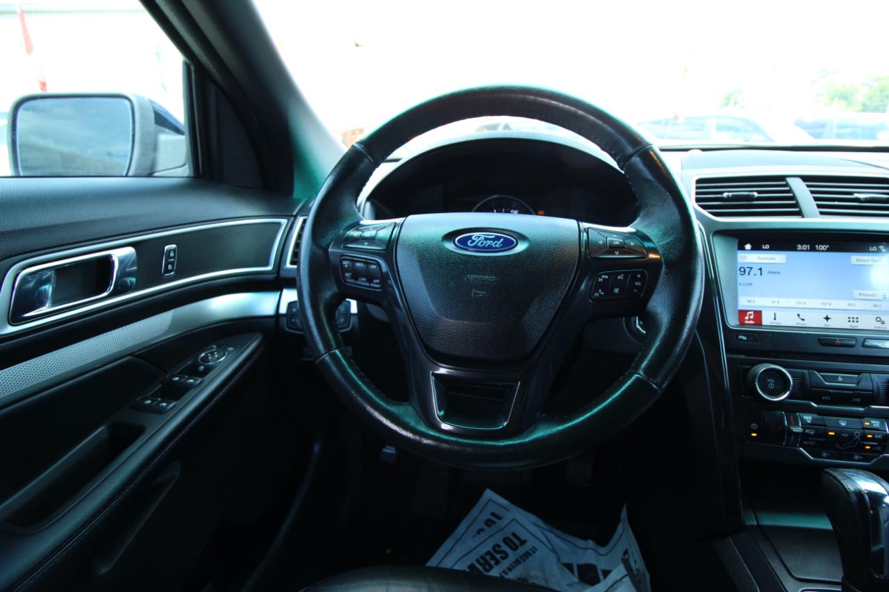 Ford Explorer XLT FWD 2017
