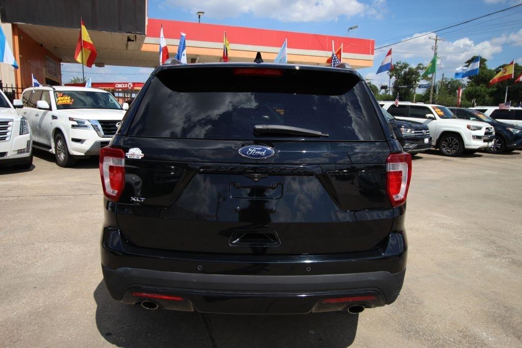 Ford Explorer XLT FWD 2017