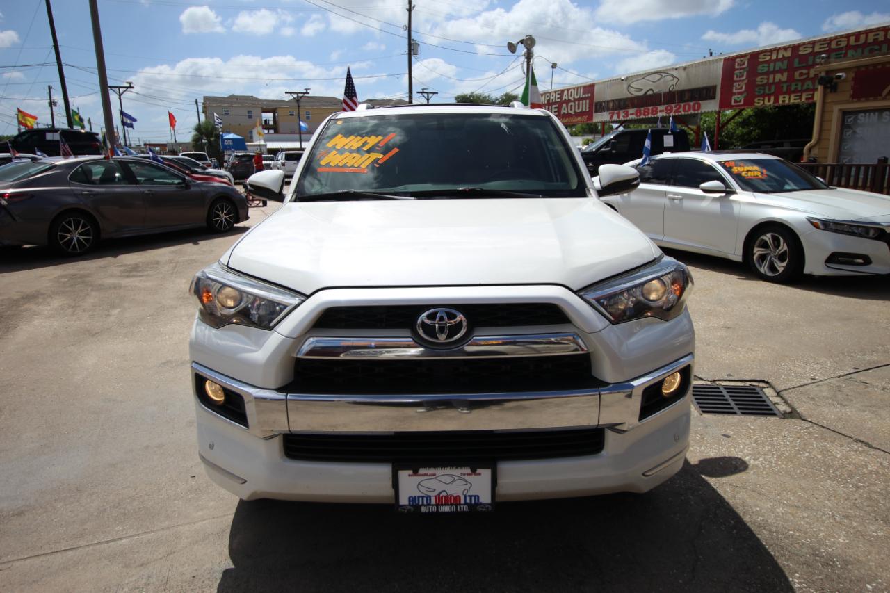 Toyota 4Runner SR5 2WD 2019