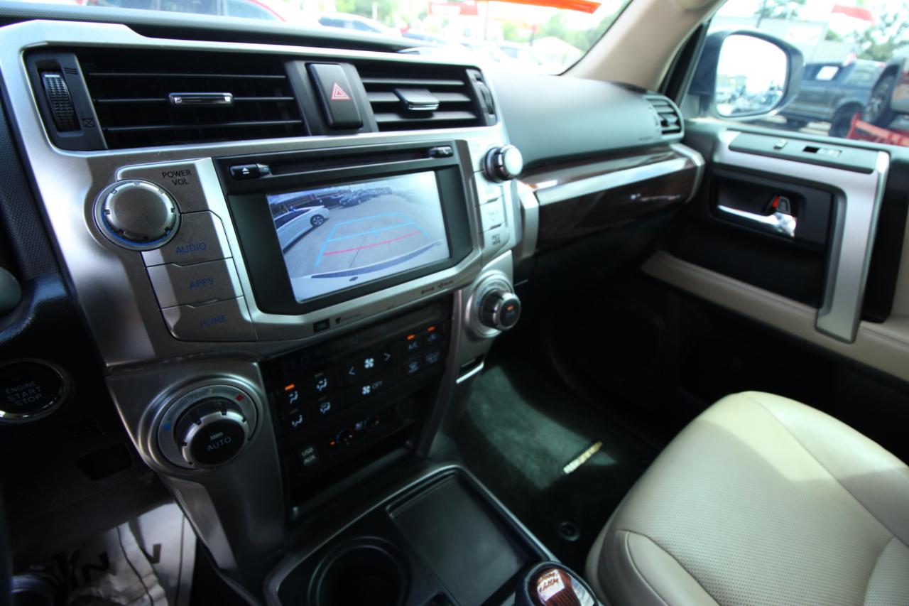 Toyota 4Runner SR5 2WD 2019