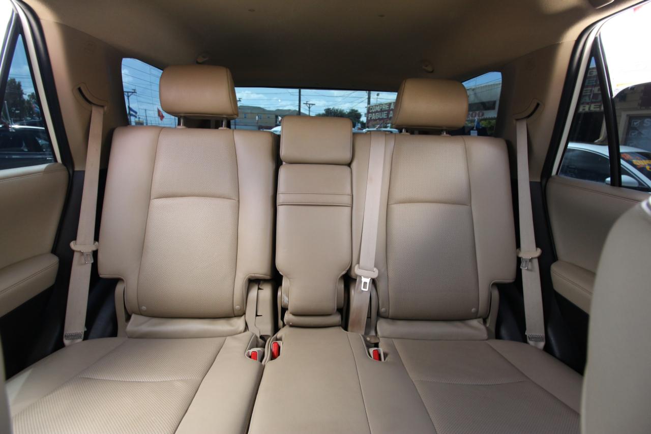 Toyota 4Runner SR5 2WD 2019