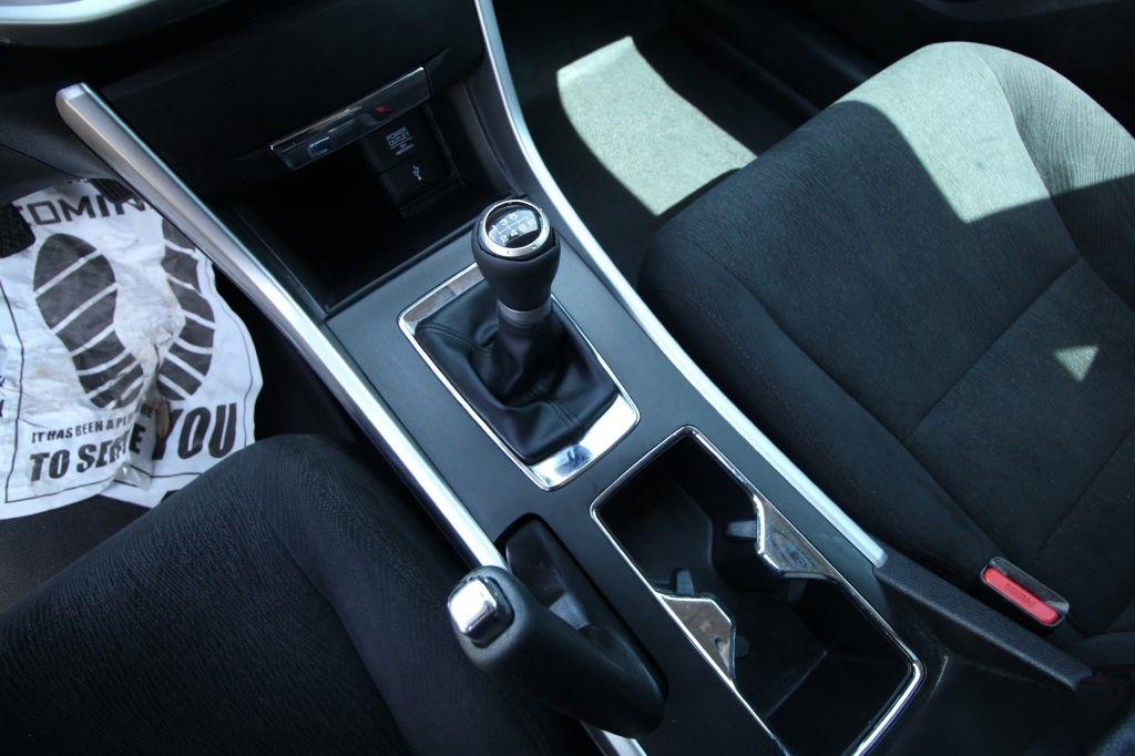 Honda Accord EX Sedan 6-Spd MT 2014