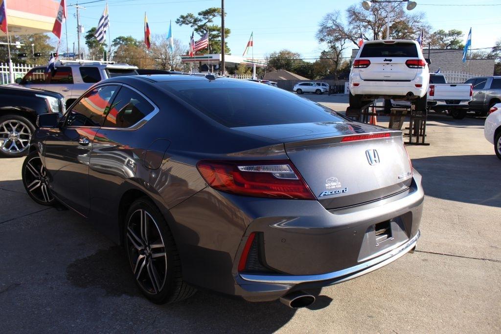 Honda Accord Touring V6 Coupe AT 2017