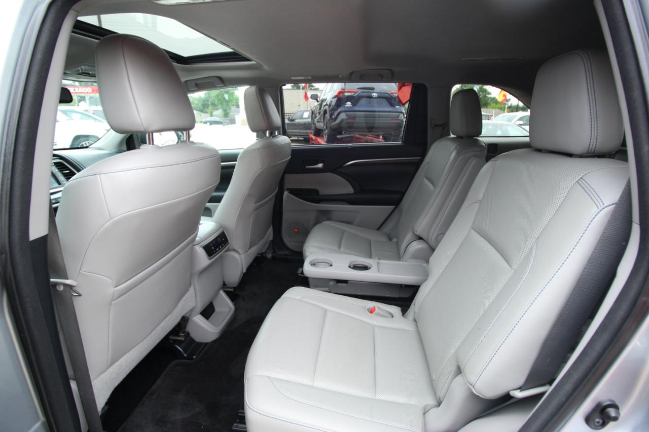 Toyota Highlander Limited FWD V6 2015