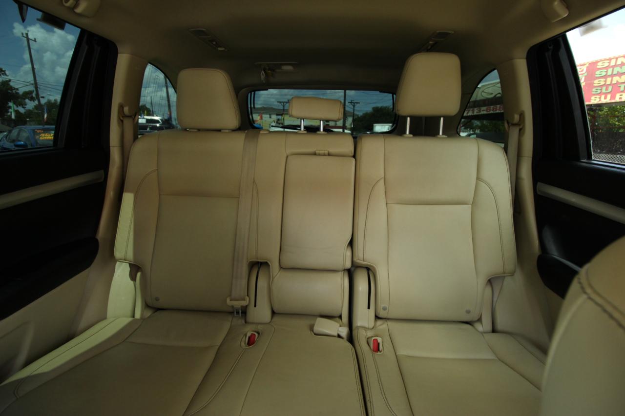 Toyota Highlander XLE FWD V6 2015