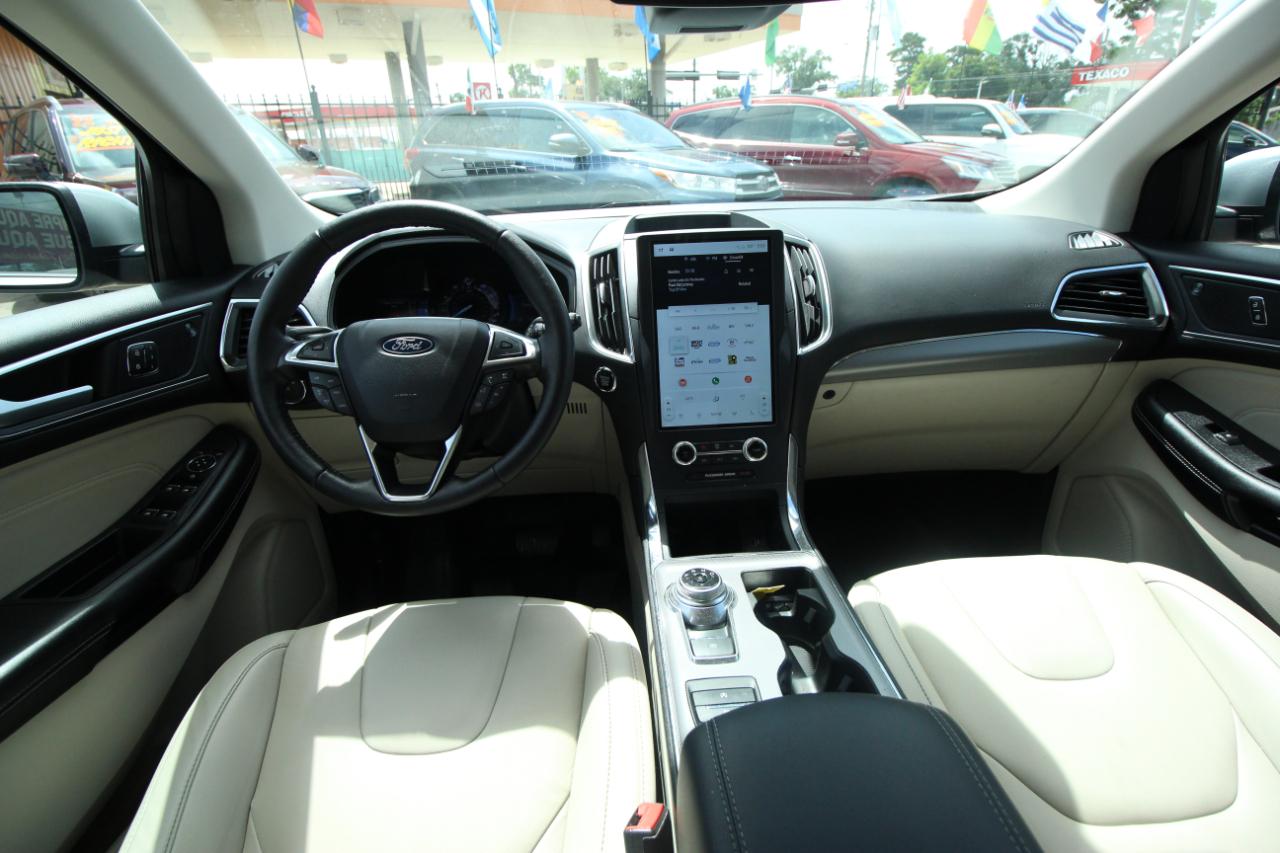 Ford Edge Titanium AWD 2022