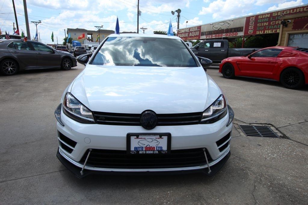 Volkswagen Golf R Base 2016