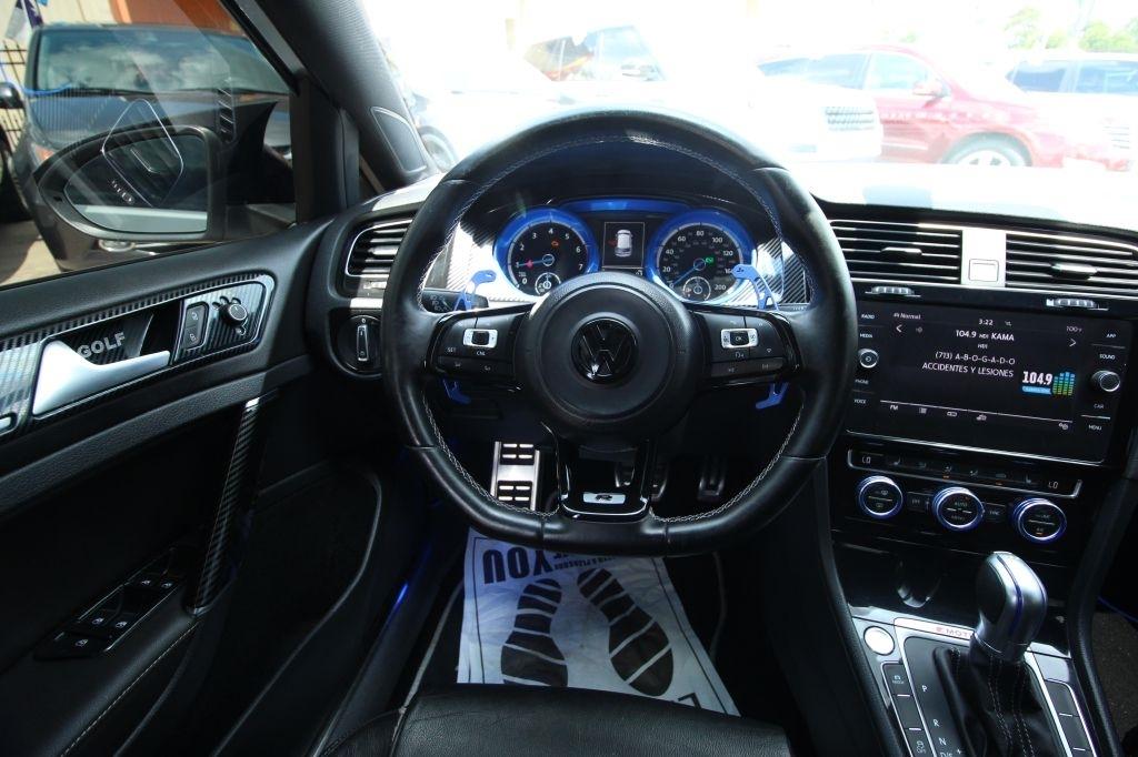 Volkswagen Golf R Base 2016