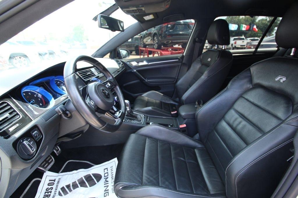 Volkswagen Golf R Base 2016