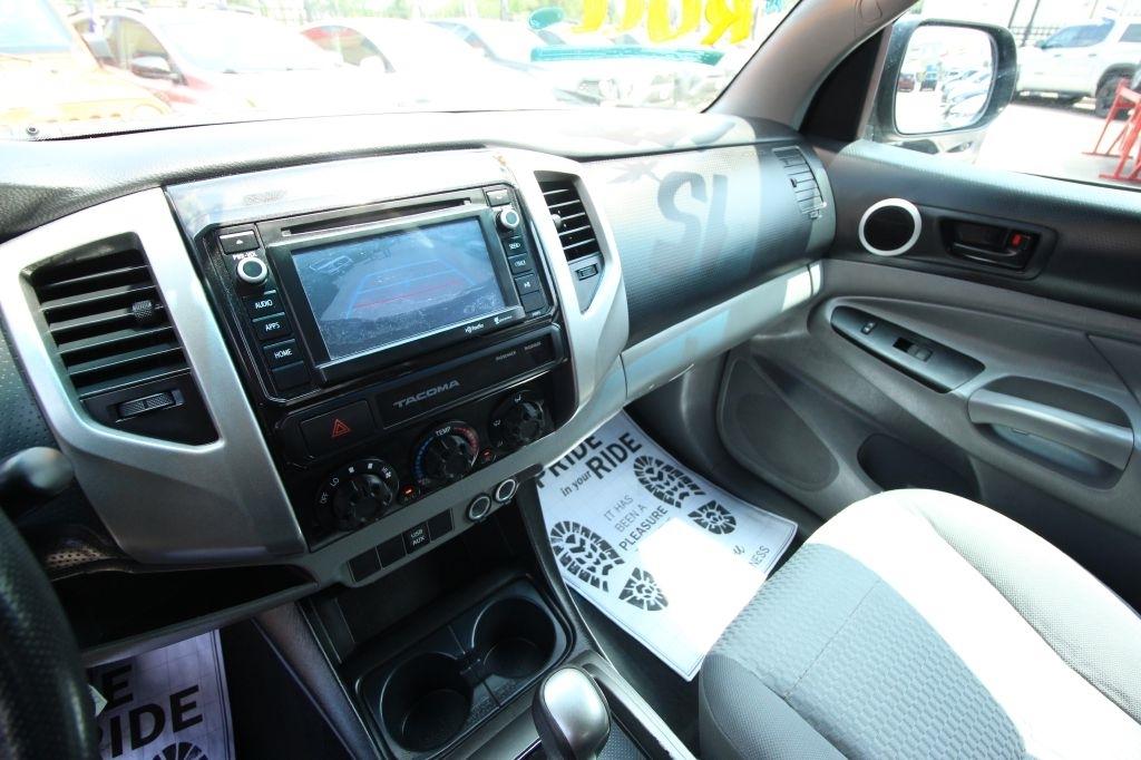 Toyota Tacoma PreRunner Double Cab V6 5AT 2WD 2015