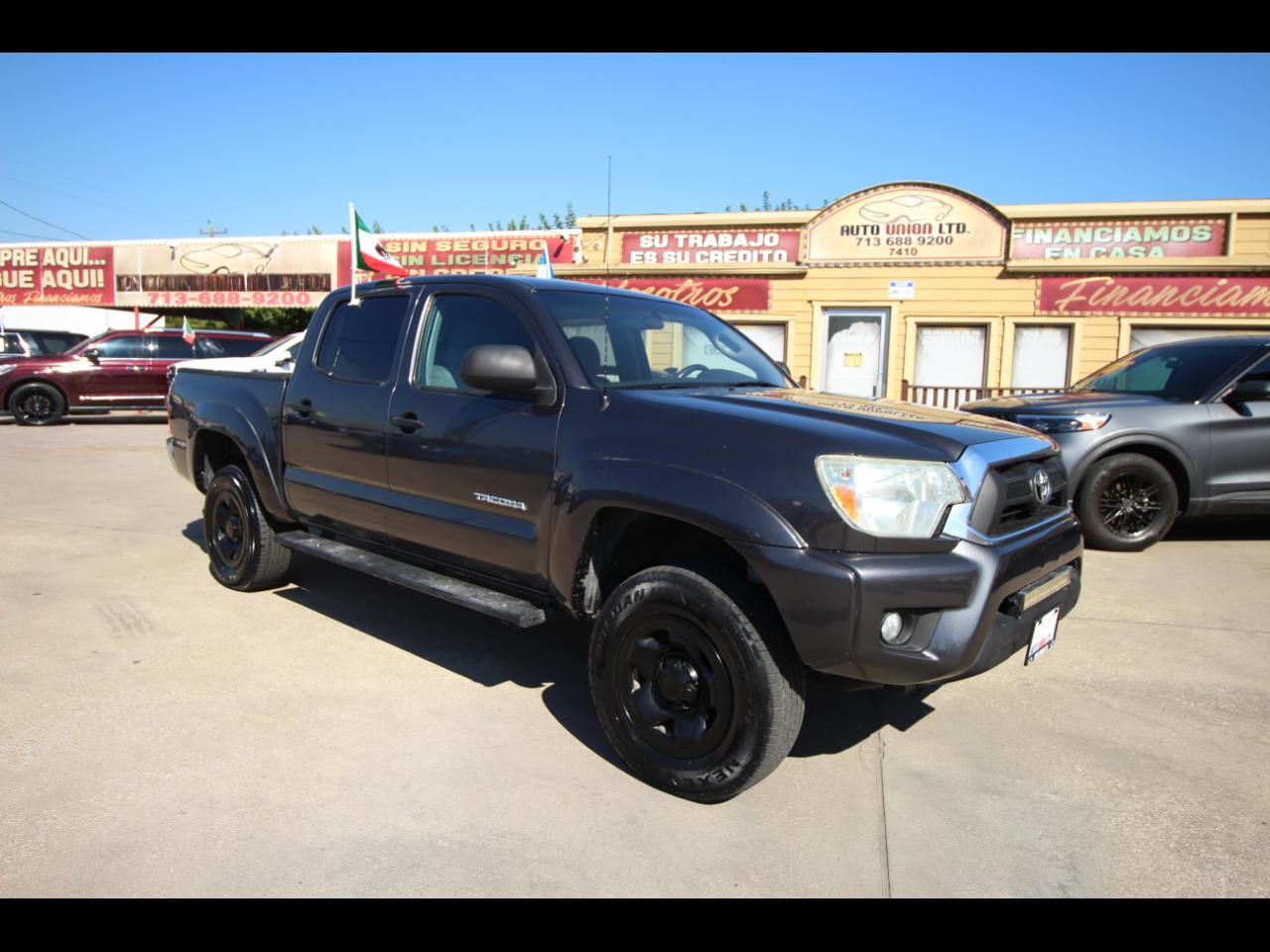 Toyota Tacoma PreRunner Double Cab V6 5AT 2WD 2015