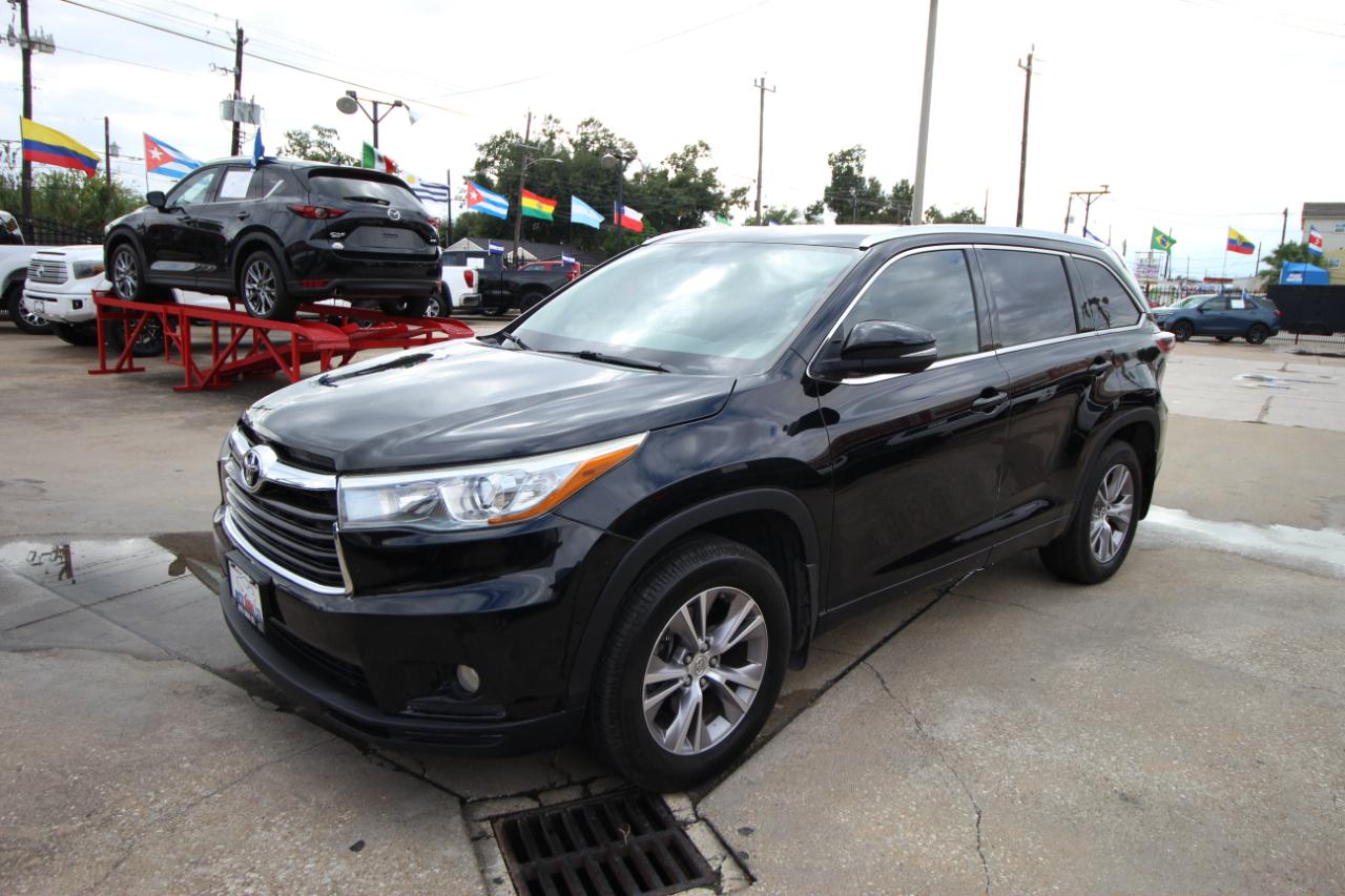Toyota Highlander XLE FWD V6 2015