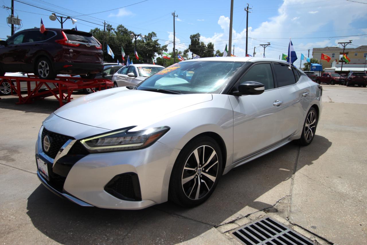 Nissan Maxima 3.5 SV 2022