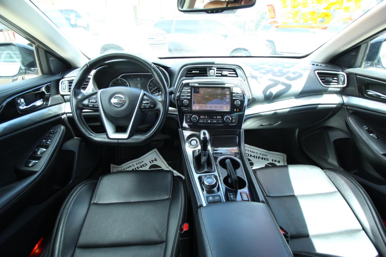 Nissan Maxima 3.5 SV 2022