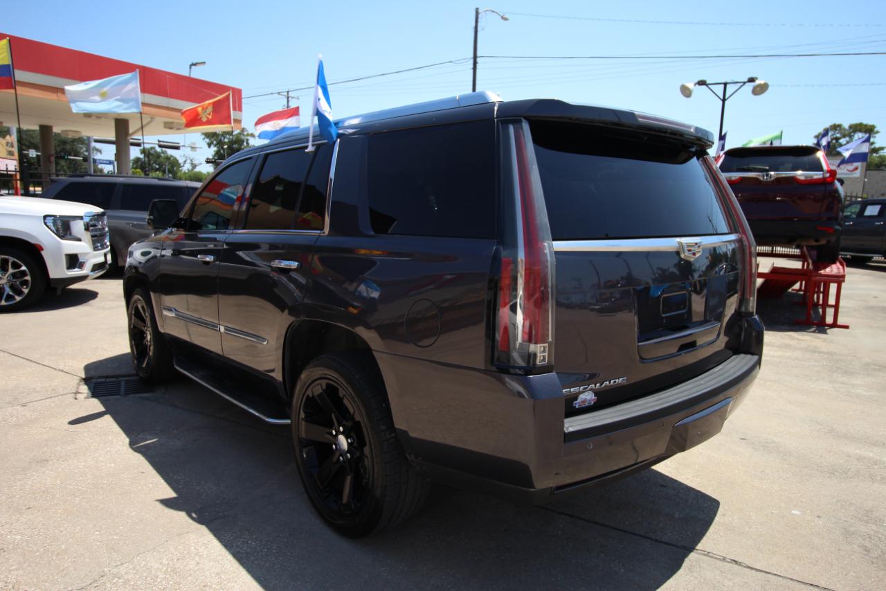 Cadillac Escalade Luxury 4WD 2016