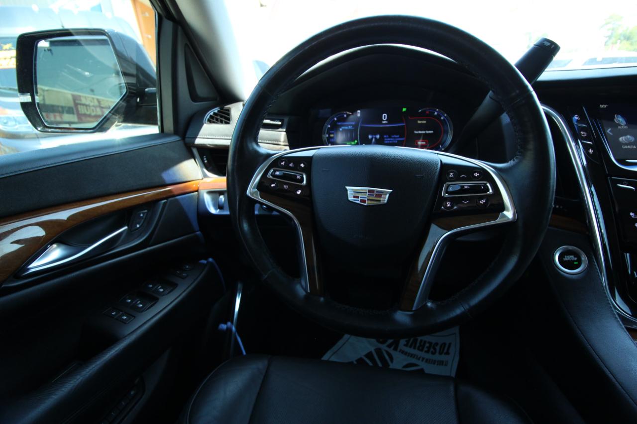 Cadillac Escalade Luxury 4WD 2016