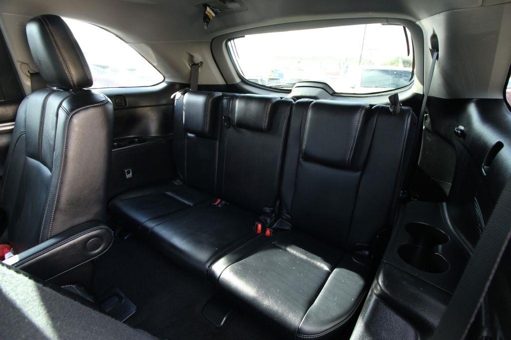 Toyota Highlander SE FWD V6 2017