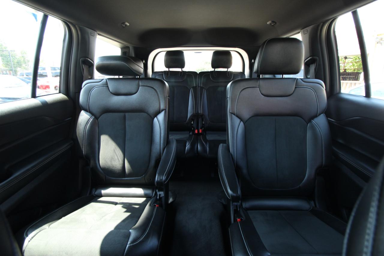 Jeep Grand Cherokee L Laredo 4WD 2025
