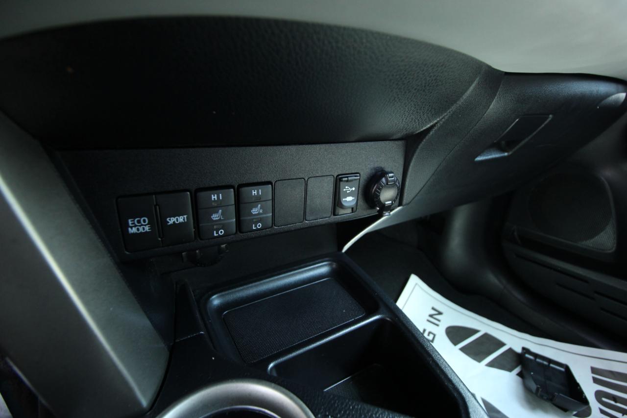 Toyota RAV4 Limited FWD 2014