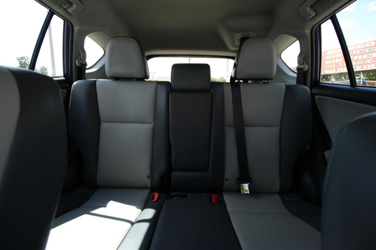 Toyota RAV4 Limited FWD 2014