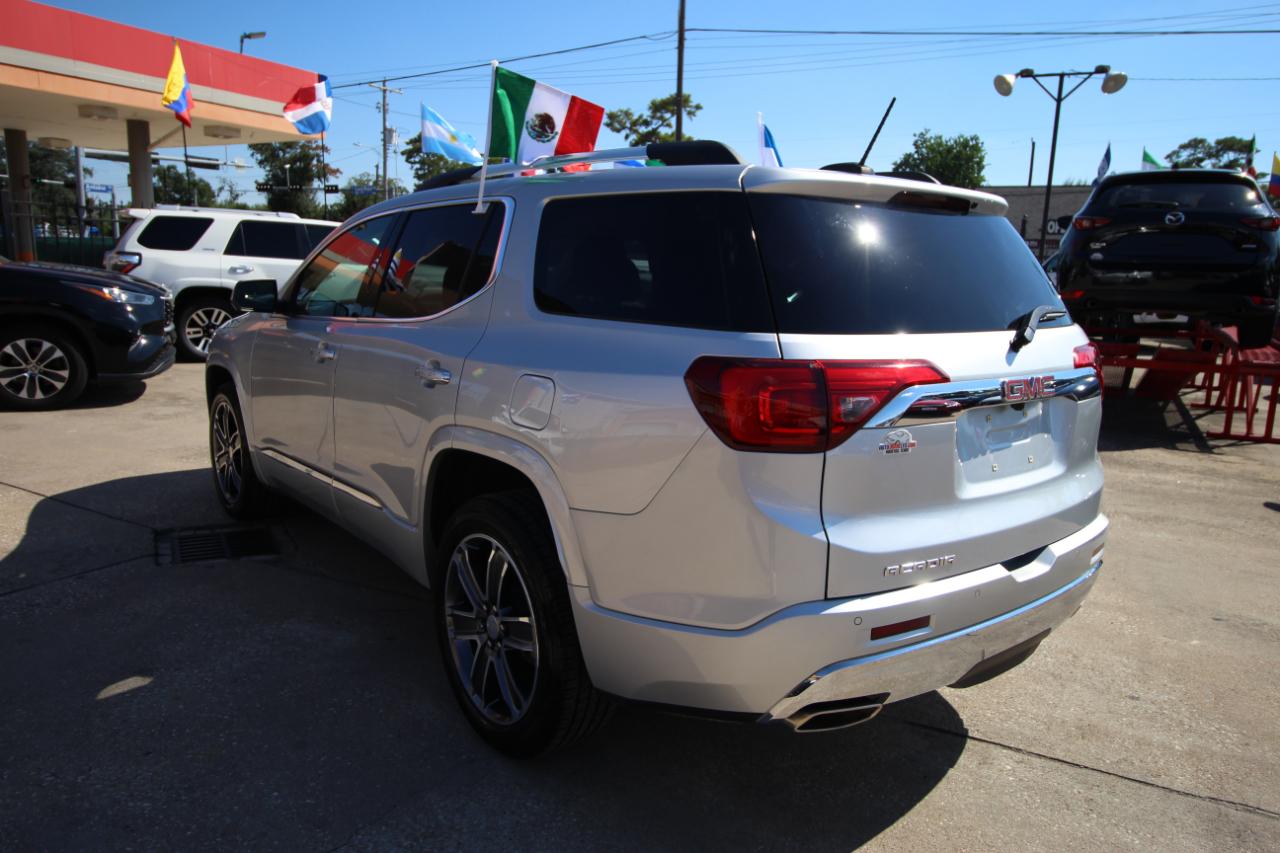 GMC Acadia Denali 2019