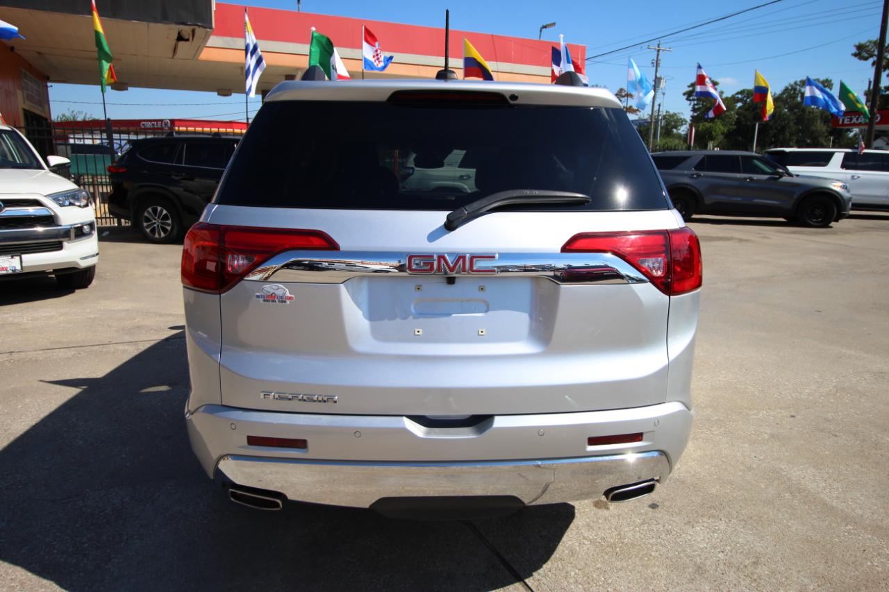 GMC Acadia Denali 2019