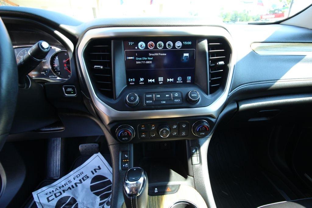 GMC Acadia Denali 2019