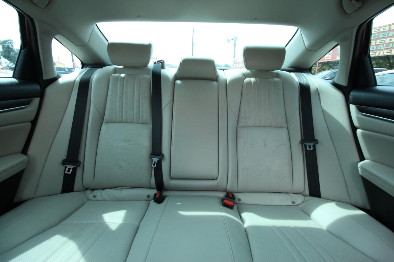 Honda Accord Touring 2.0T 10A 2018
