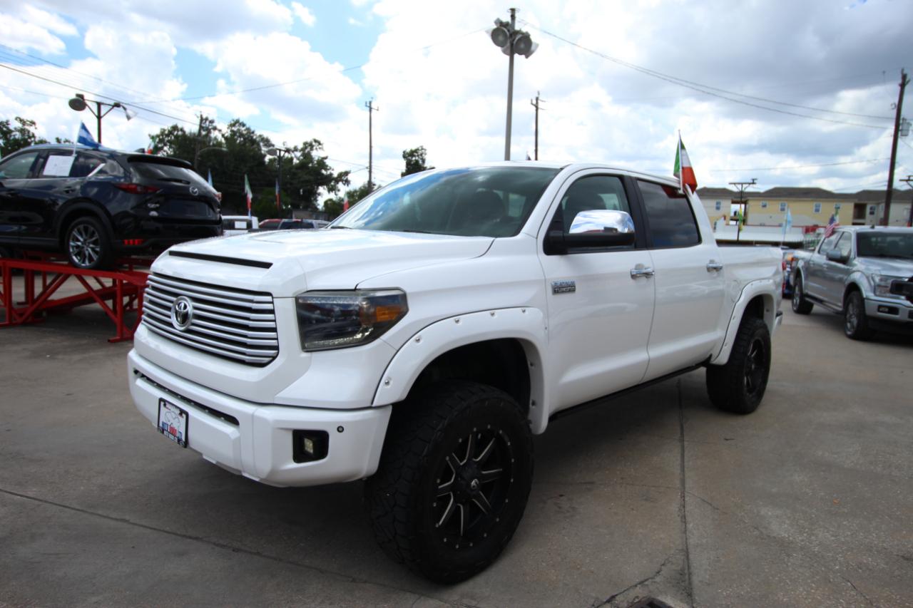 Toyota Tundra Platinum CrewMax 5.7L FFV 4WD 2017