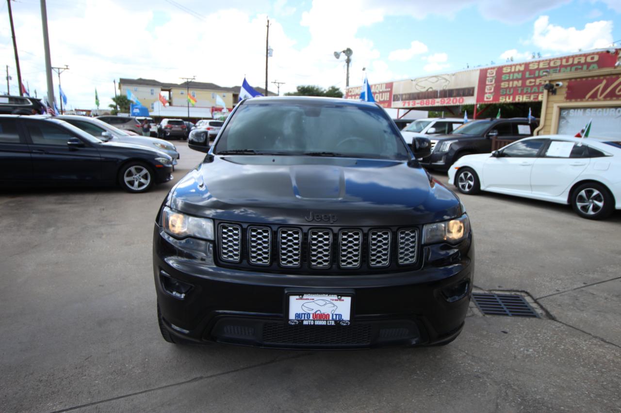Jeep Grand Cherokee Laredo 2WD 2018