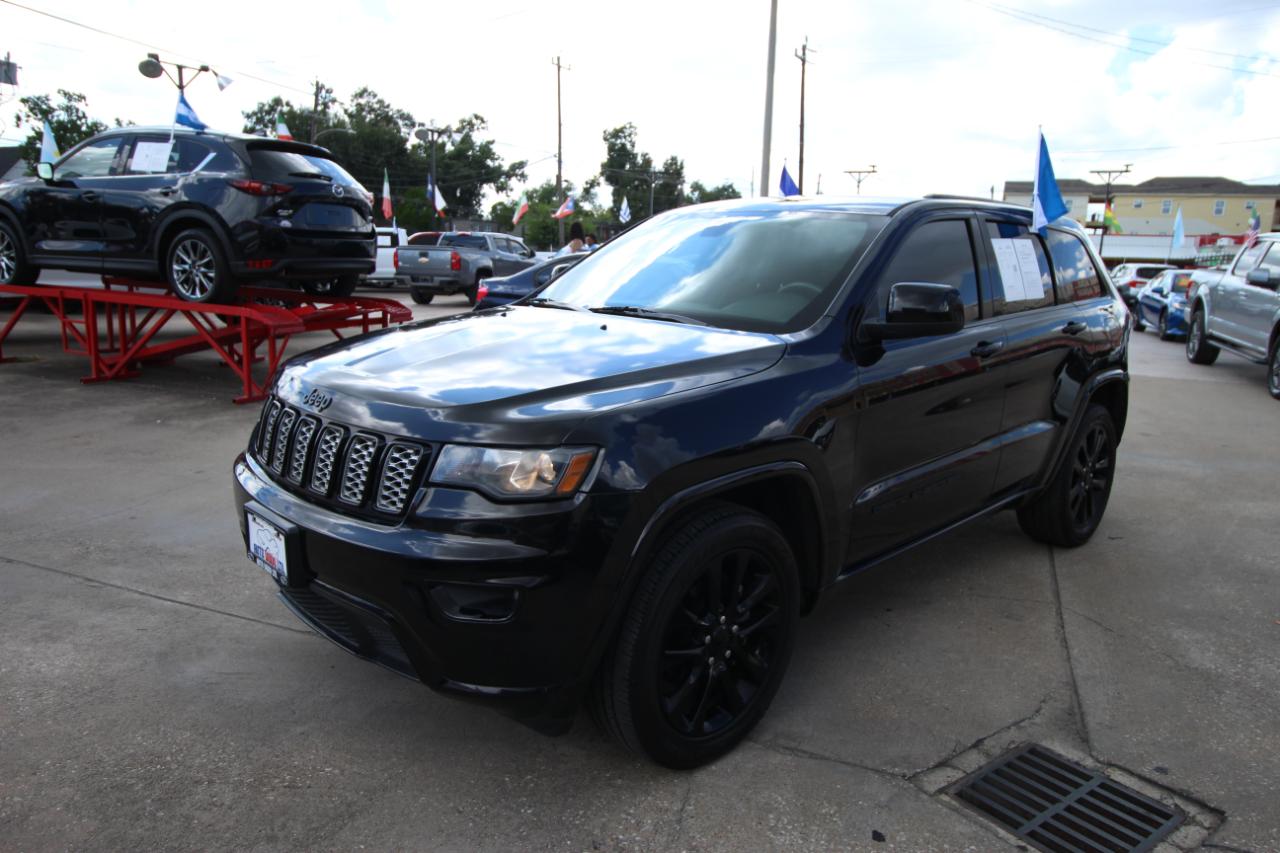 Jeep Grand Cherokee Laredo 2WD 2018