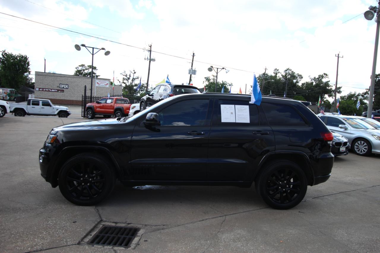 Jeep Grand Cherokee Laredo 2WD 2018