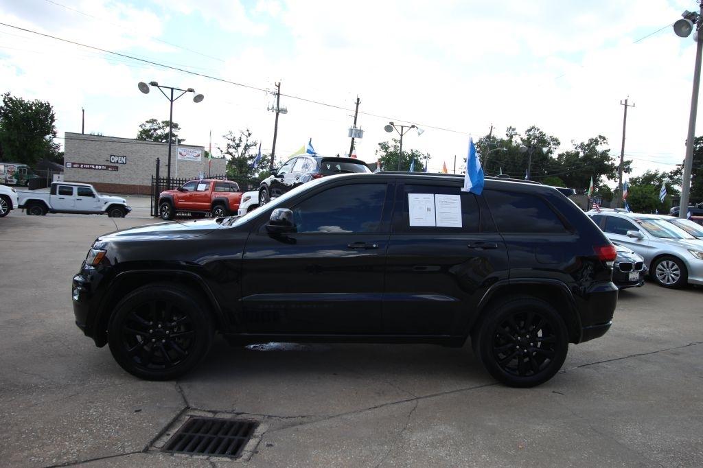 Jeep Grand Cherokee Laredo 2WD 2018