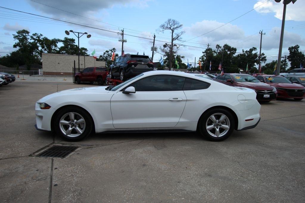 Ford Mustang EcoBoost Coupe 2019