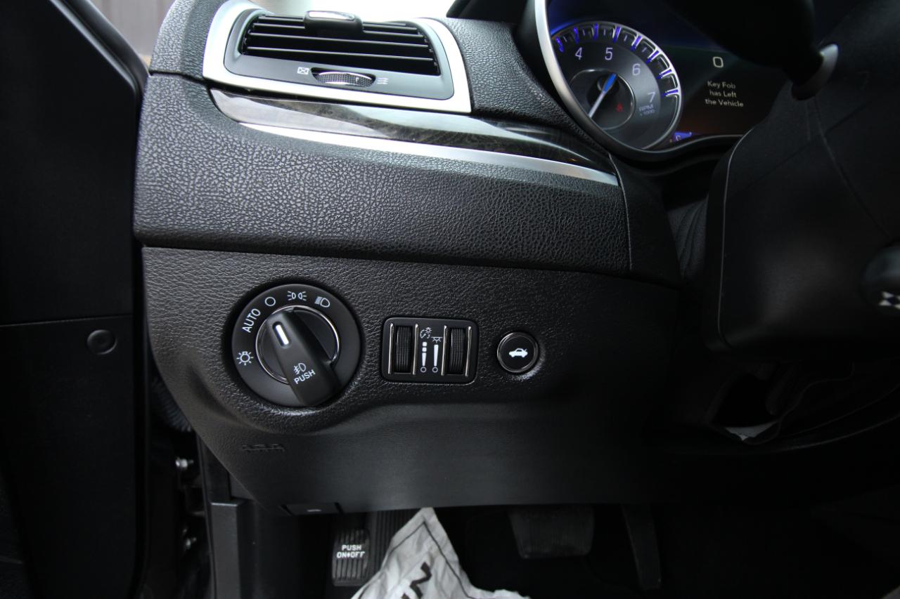 Chrysler 300 Touring L 2022