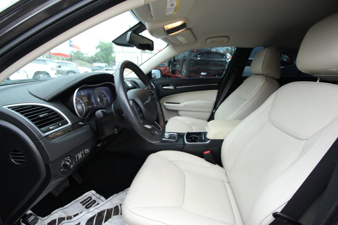 Chrysler 300 Touring L 2022