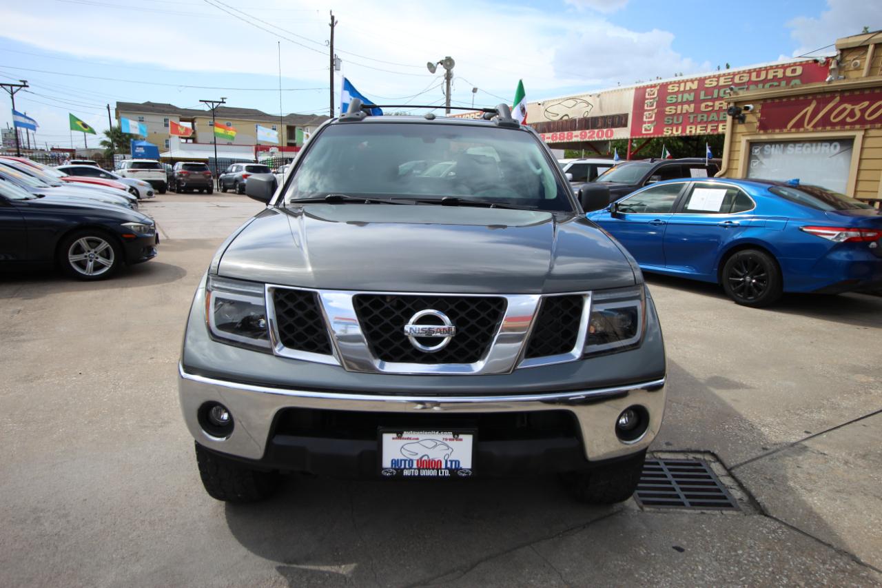 Nissan Frontier LE Crew Cab 4WD 2008