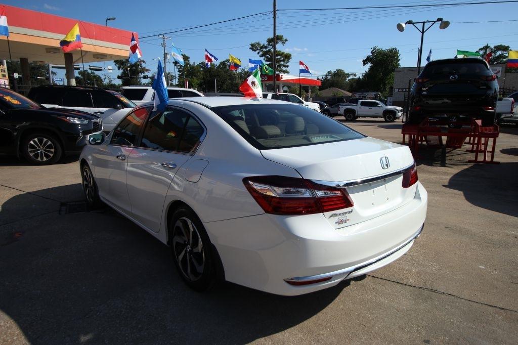 Honda Accord EX-L Sedan CVT 2017
