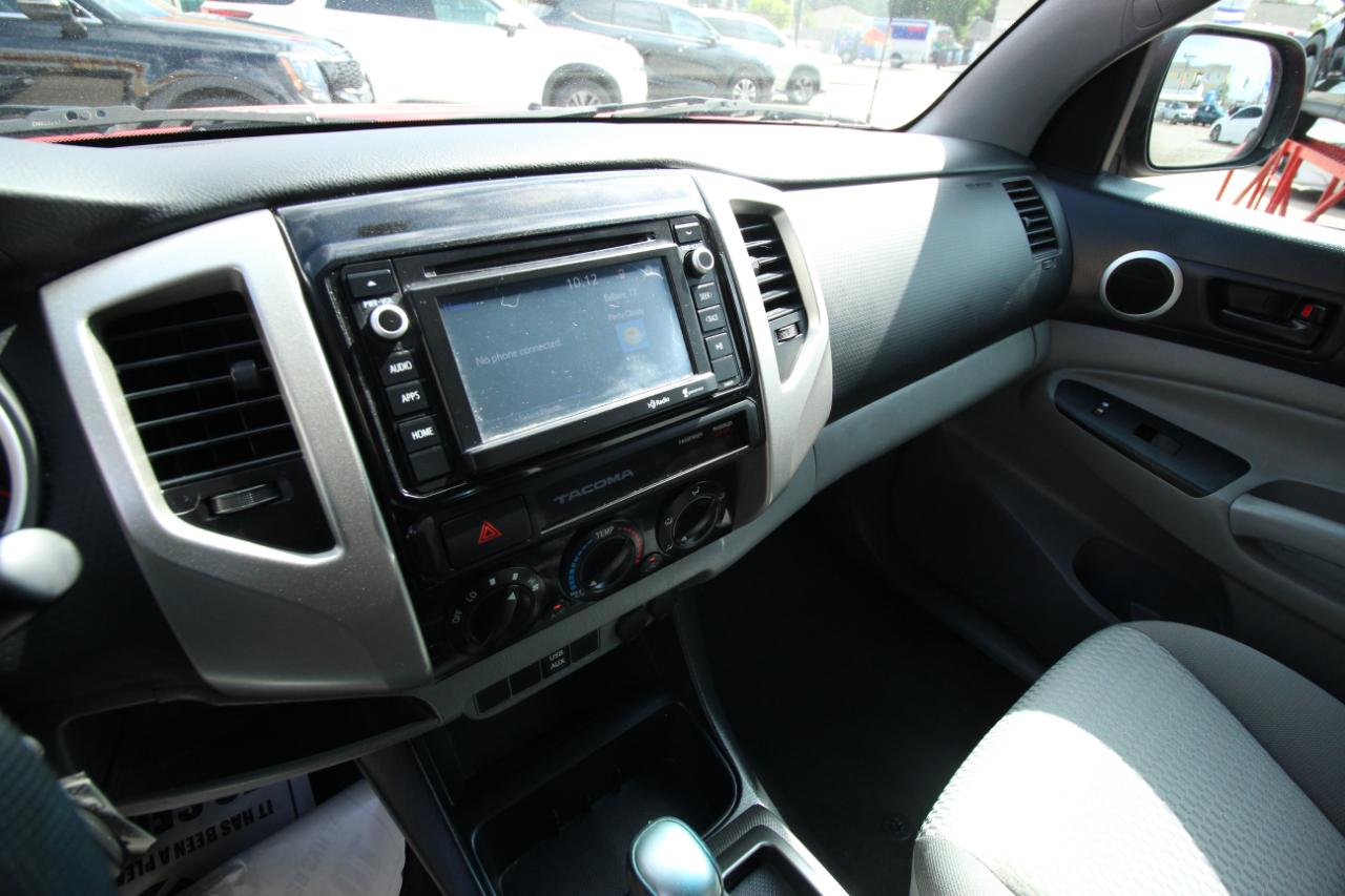 Toyota Tacoma PreRunner Double Cab V6 5AT 2WD 2015