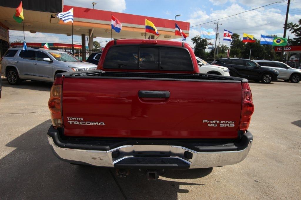Toyota Tacoma PreRunner Double Cab V6 5AT 2WD 2015