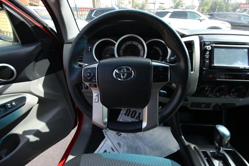 Toyota Tacoma PreRunner Double Cab V6 5AT 2WD 2015
