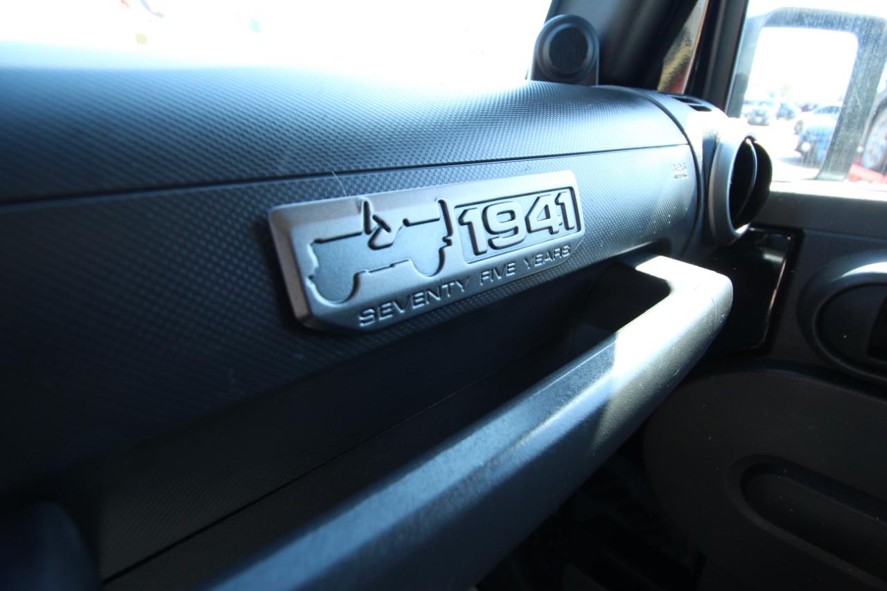 Jeep Wrangler Unlimited Sport 4WD 2010