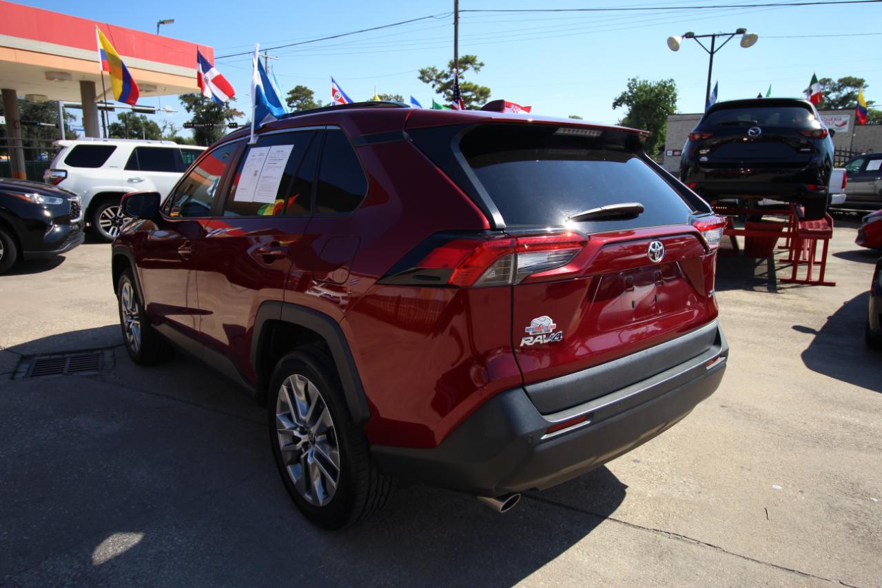 Toyota RAV4 XLE Premium 2022
