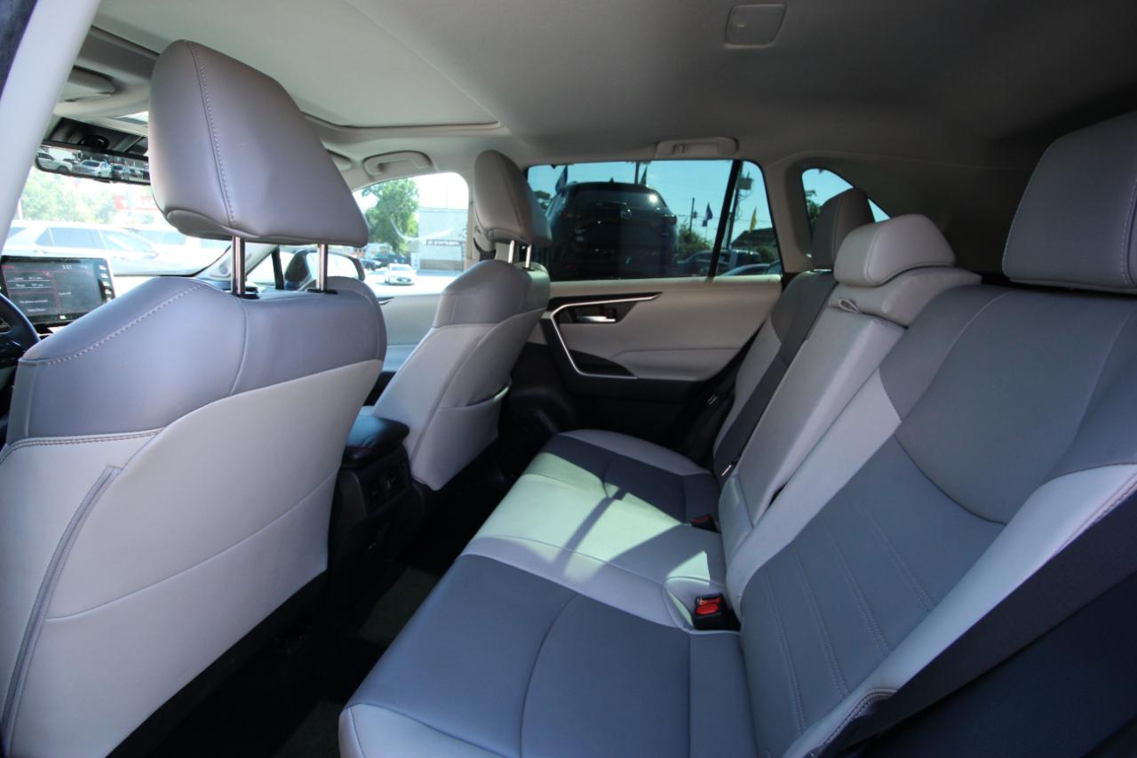 Toyota RAV4 XLE Premium 2022