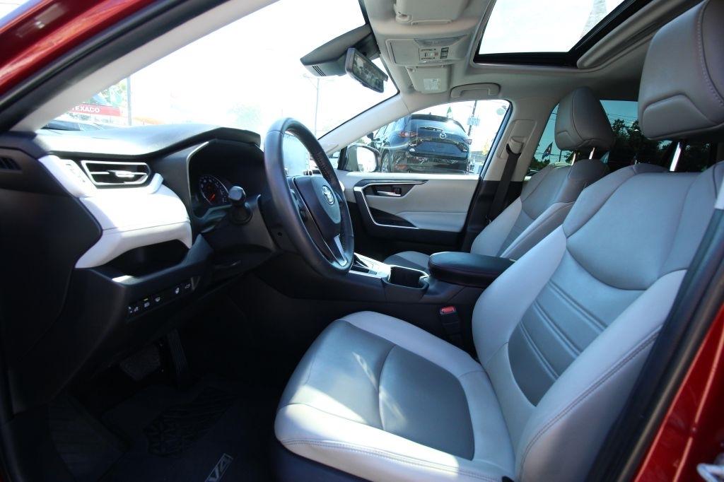 Toyota RAV4 XLE Premium 2022