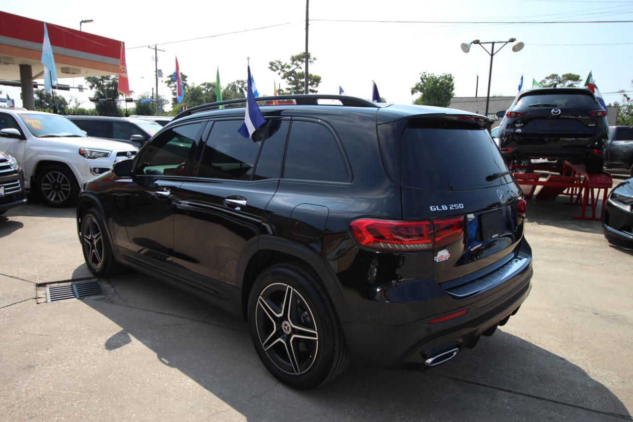 Mercedes-Benz GLB-Class GLB 250 2023