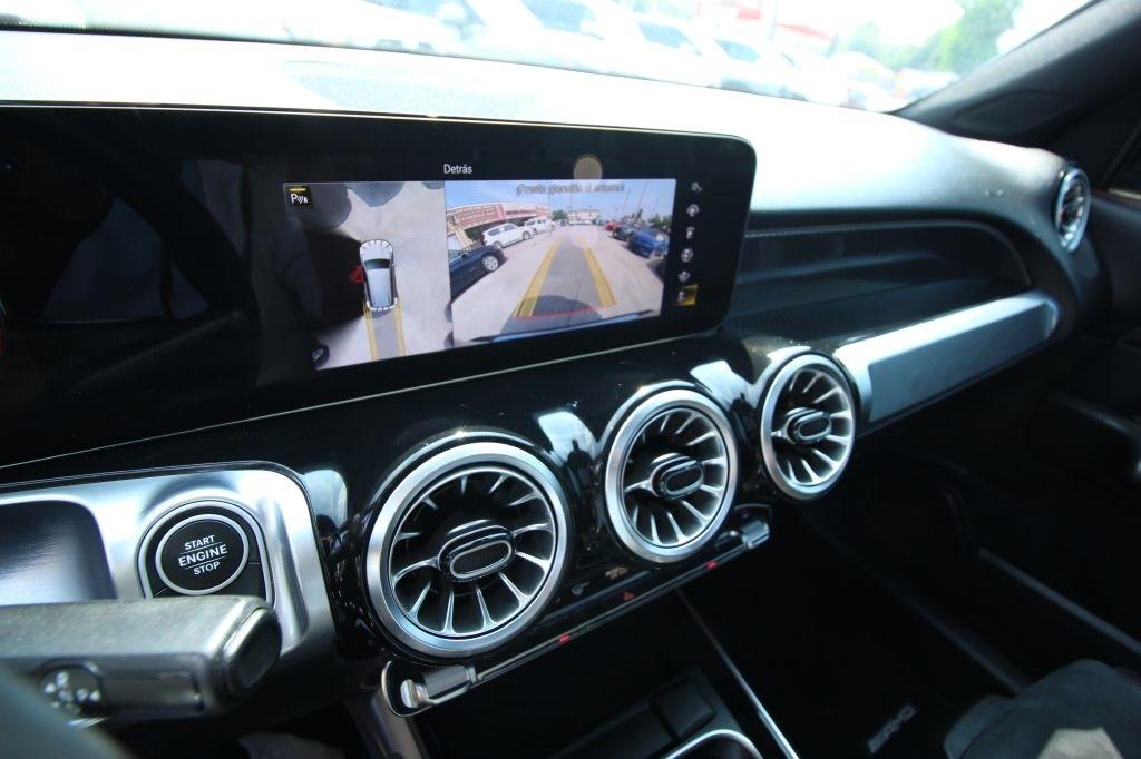 Mercedes-Benz GLB-Class GLB 250 2023